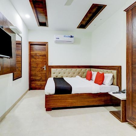 Hotel O Stevia Zirakpur Екстериор снимка