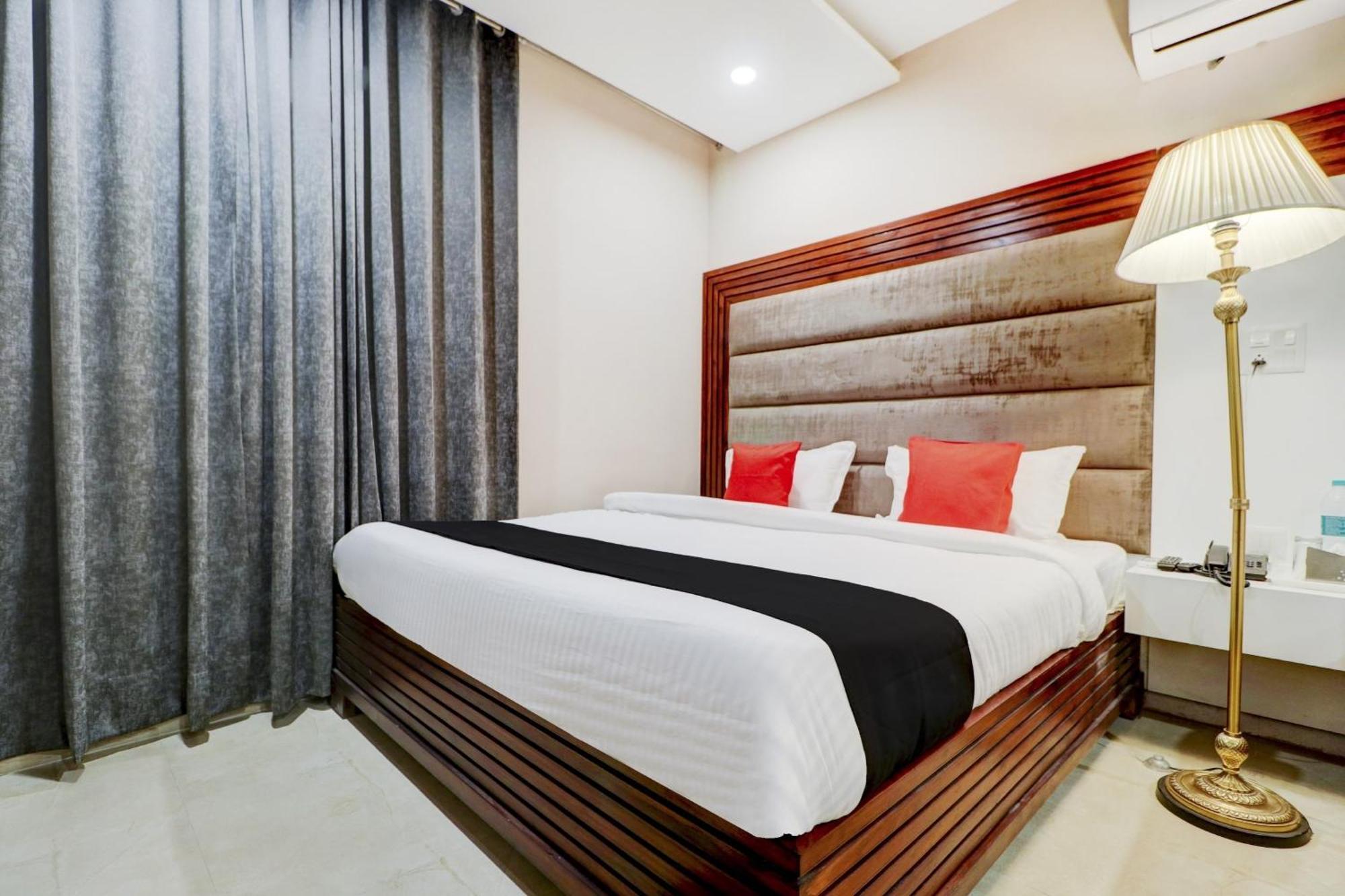Hotel O Stevia Zirakpur Екстериор снимка