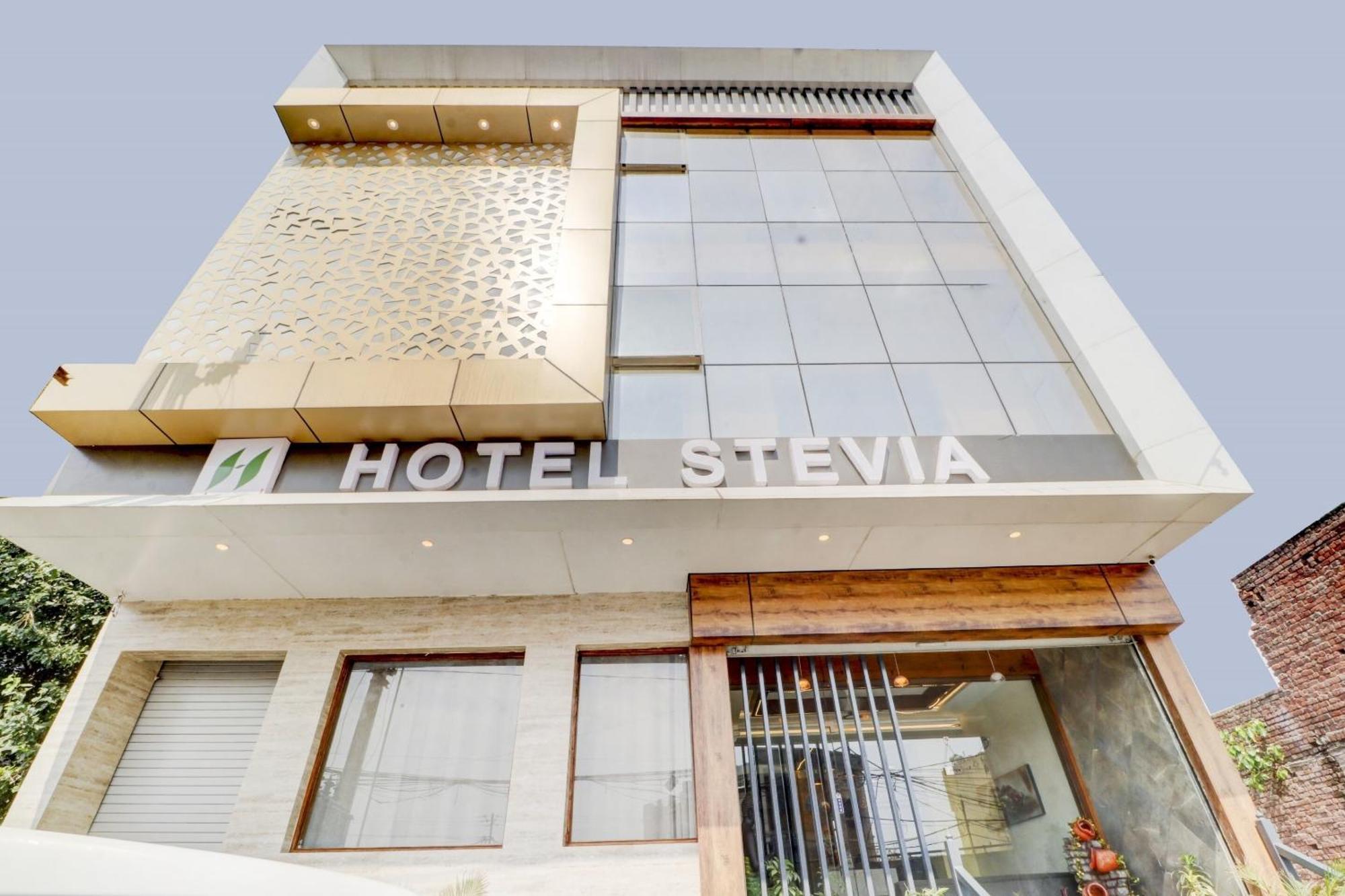 Hotel O Stevia Zirakpur Екстериор снимка