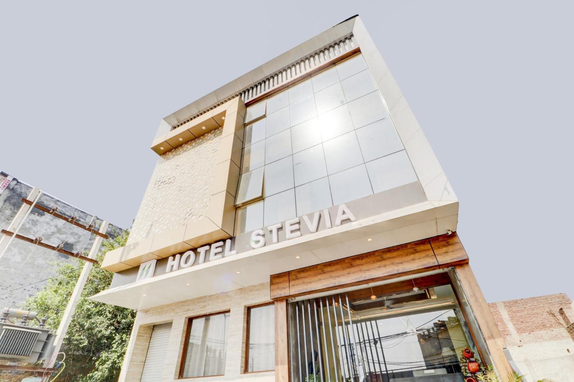 Hotel O Stevia Zirakpur Екстериор снимка