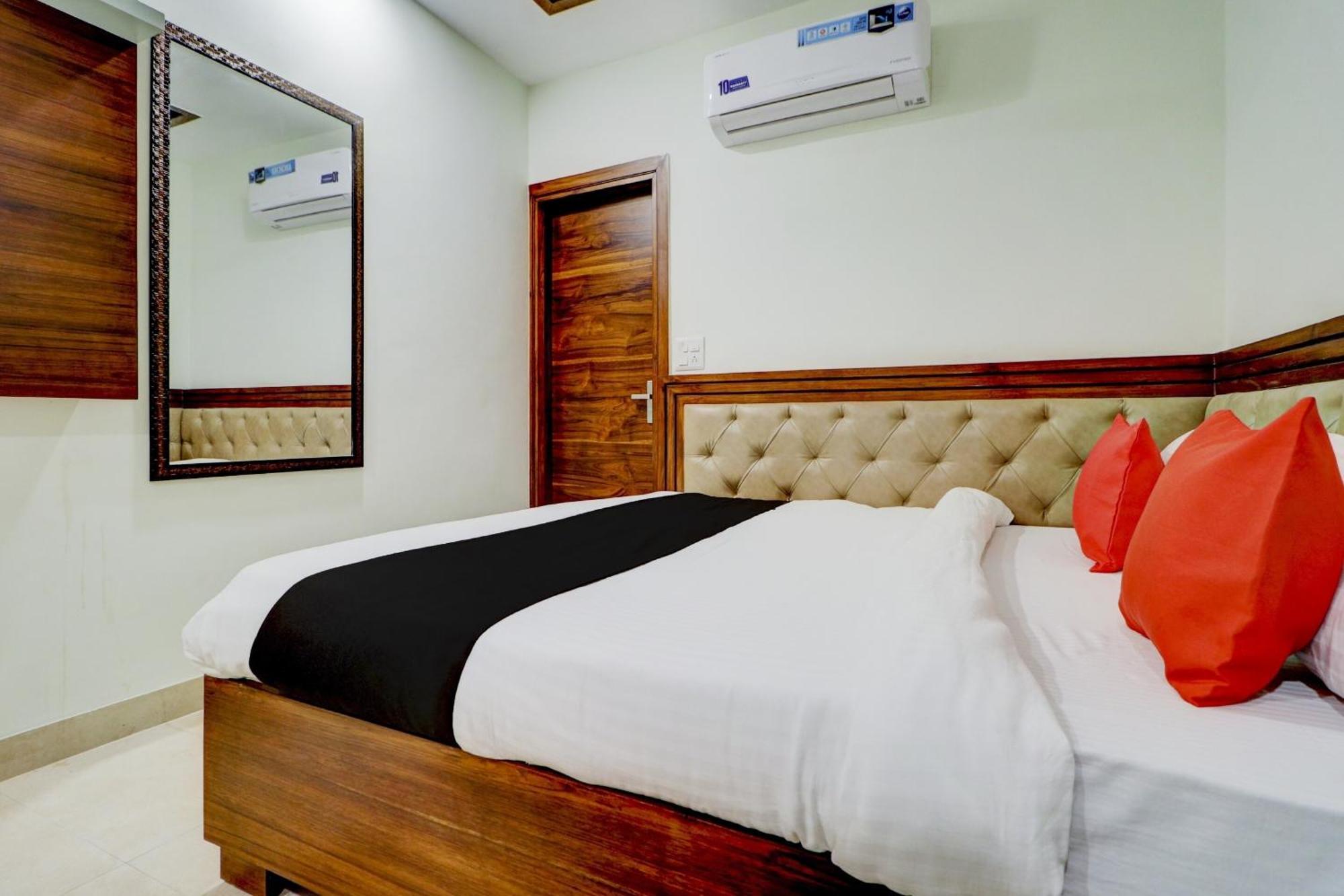 Hotel O Stevia Zirakpur Екстериор снимка