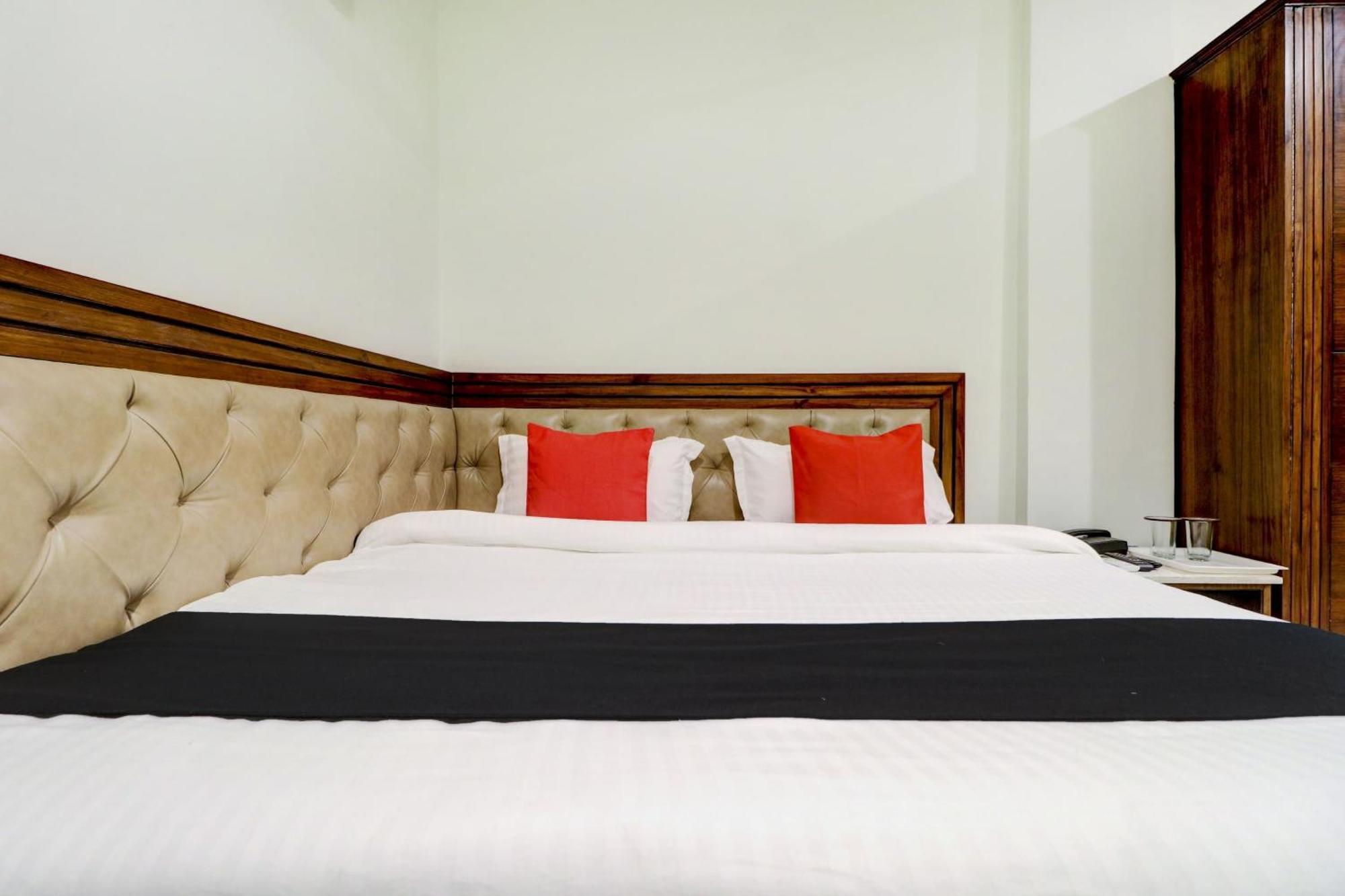 Hotel O Stevia Zirakpur Екстериор снимка